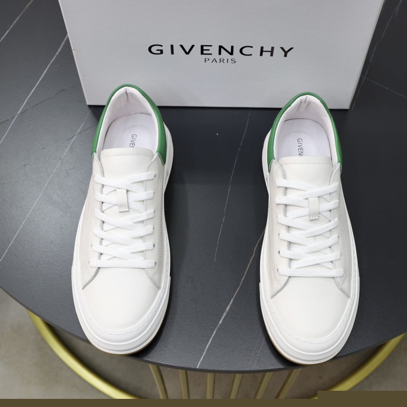 Givenchy Sneakers